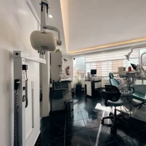 Equipo radiológico de Clínica Dental Huancayo